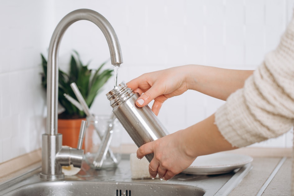 What is the Best Way to Clean and Store Reusable Water Bottles? – Kor Water