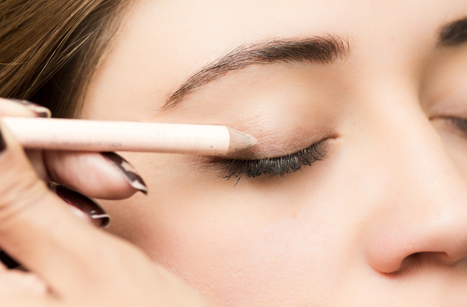The White Eyeliner Makeup Trend is a Must-Try This Summer