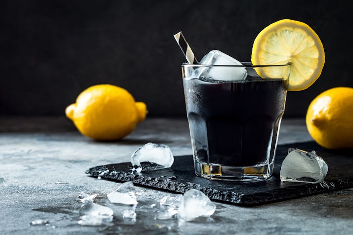 Detox activated charcoal black lemonade. Is activated charcoal safe for kids?
