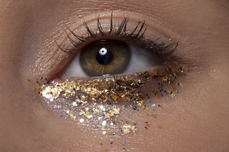 Glitter Eyeliner Ideas, From Subtle Creases To Bold Wings