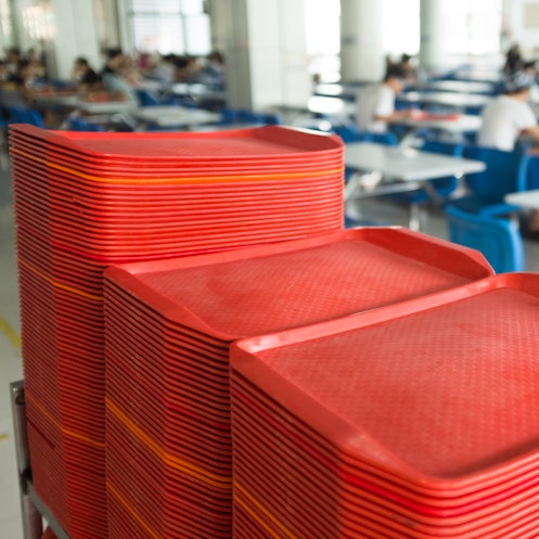 red plates in mess hall