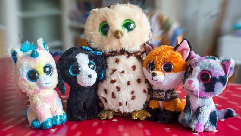 A collection of cute cuddly beanie boo toys 