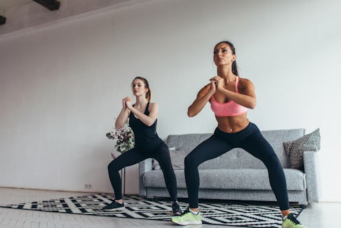 How to do a sumo squat, according to fitness pros.