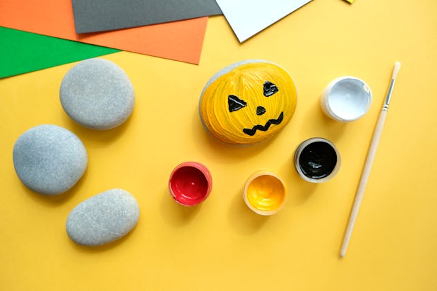 halloween craft, rock painting