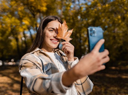 Fall and Halloween iPhone lock screen wallpapers.