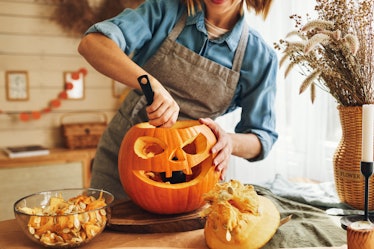 Here's how to get Hefty Pumpkin Spice trash bags to go all in on fall.