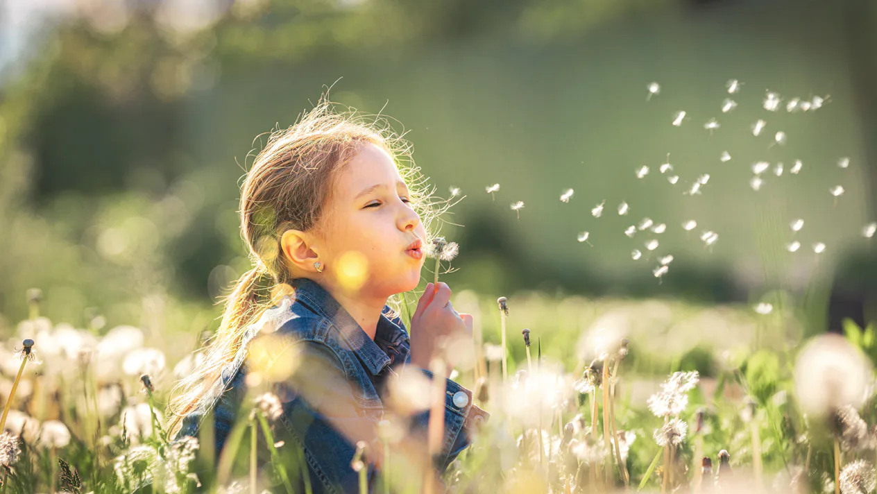 45 Girl Names That Start With V 45-girl-names-that-start-with-v