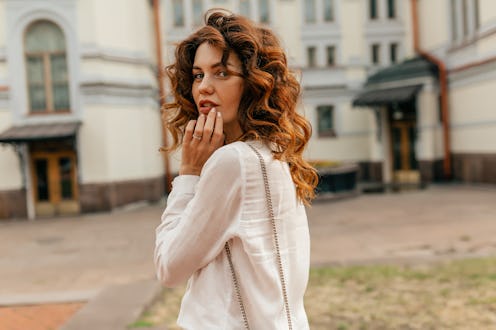 How to curl your hair with leggings