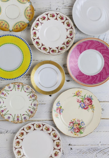 Experts debate the popularity of fine china in the current age. 