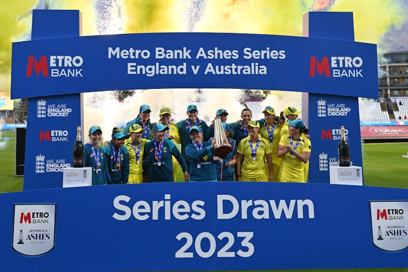 Australia lift the Ashes trophy - Alyssa Healy (77) of Australia and her team celebrates as she lift...