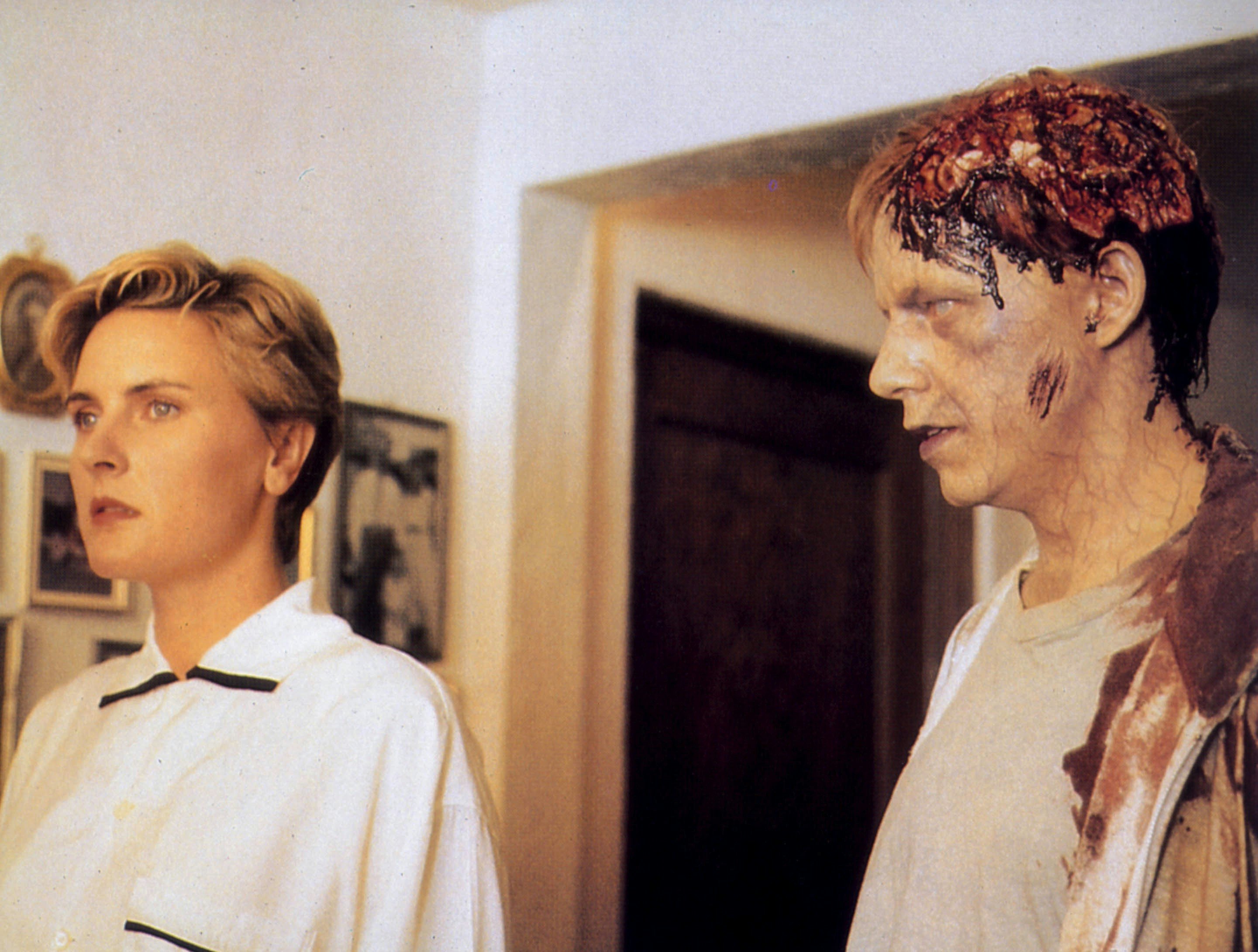 35 лет назад Стивен Кинг снял культовый триллер о зомби с участием двух недооцененных легенд научной фантастики.