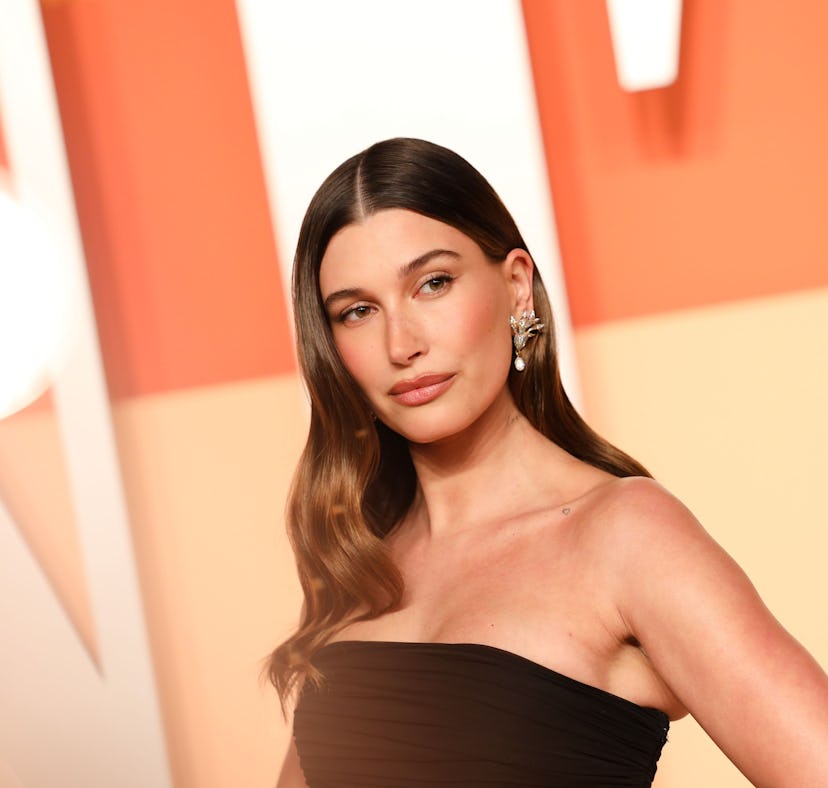 Hailey Bieber's rep responded to a TikTok claiming she hates Selena Gomez.