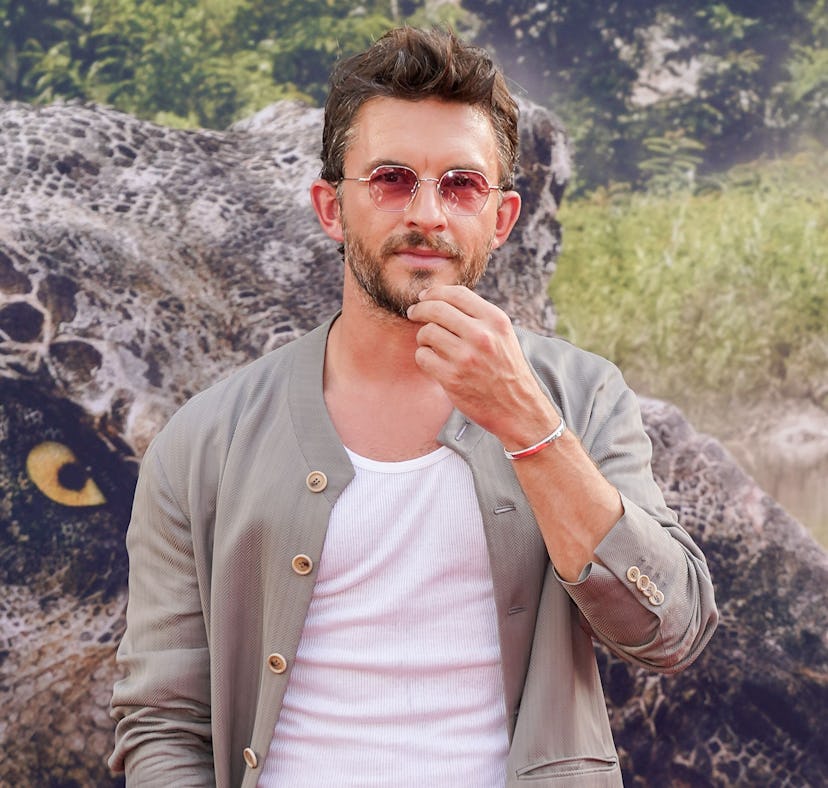 Jonathan Bailey played a clarinet solo for the 'Jurassic World Rebirth' score.