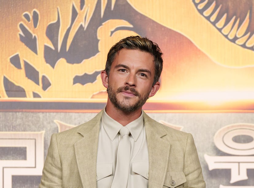 Jonathan Bailey said he's "available" in a rare relationship status update.