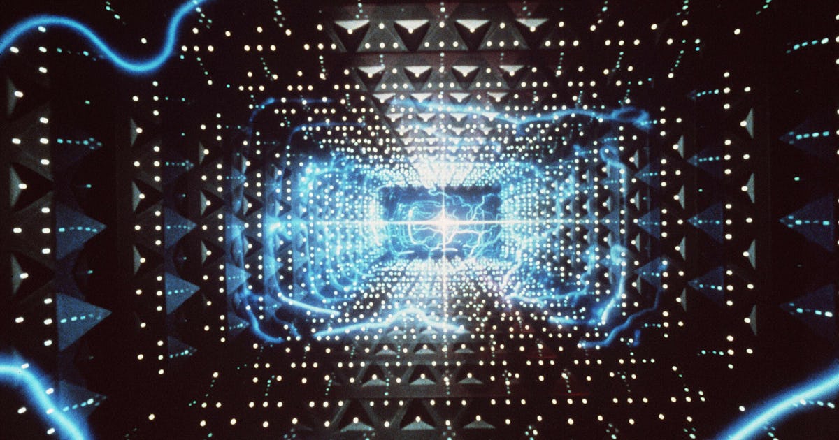 59 Years Later, Star Trek Can't Stop Hinting It's Actually Connected To Another Sci-Fi Canon