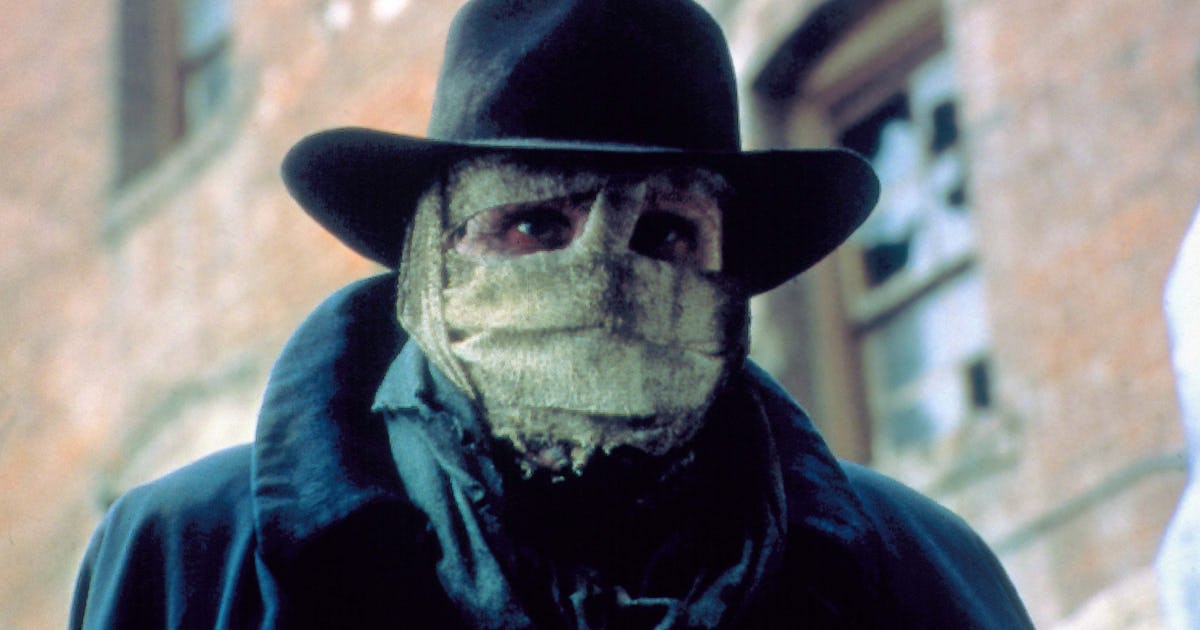 36 jaar later krijgt de onderschatte sciencefiction-horror van Sam Raimi eindelijk een reboot