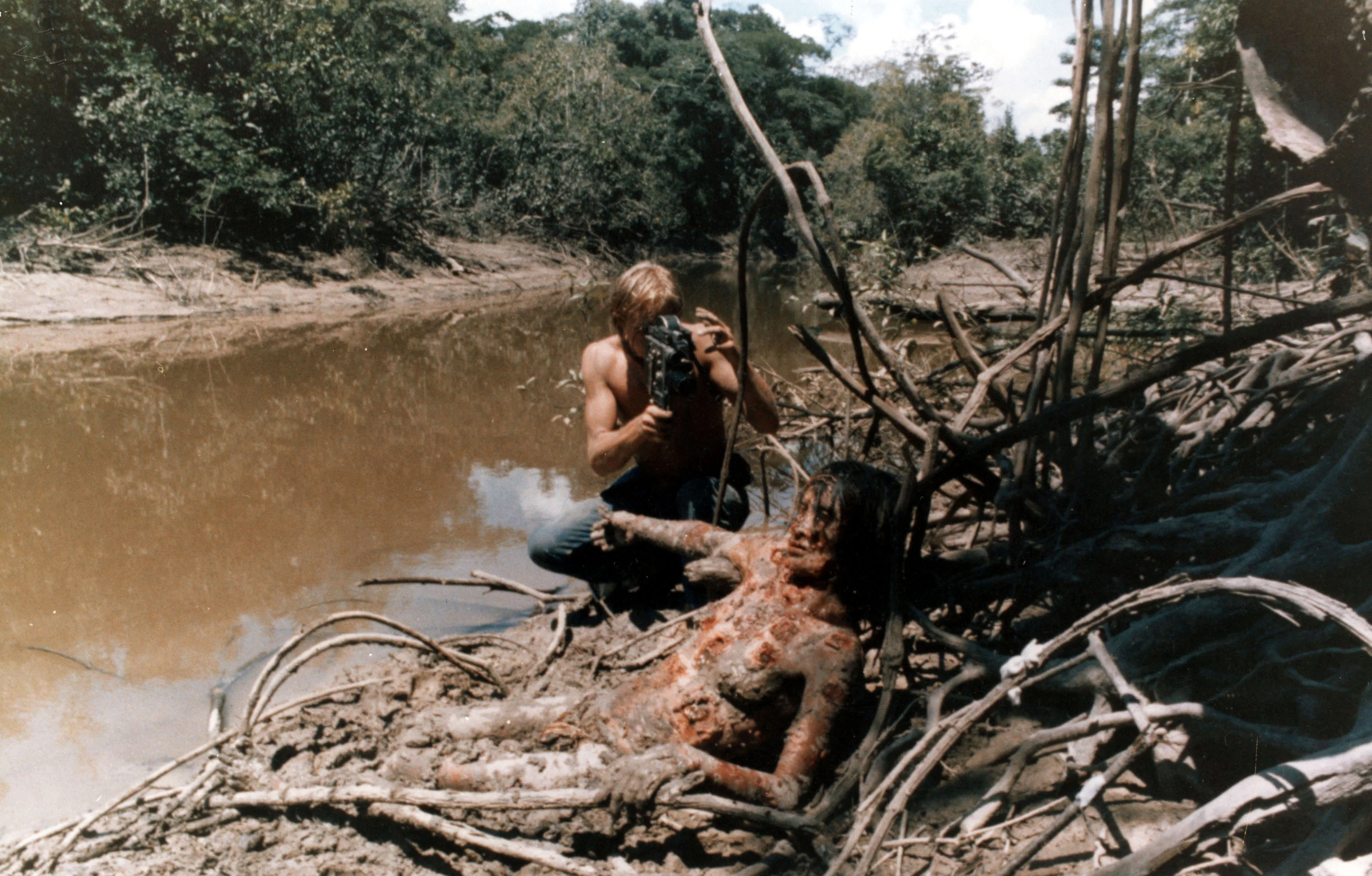 Cannibal Holocaust (1980)
