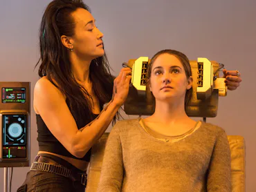 Maggie Q, Shailene Woodley