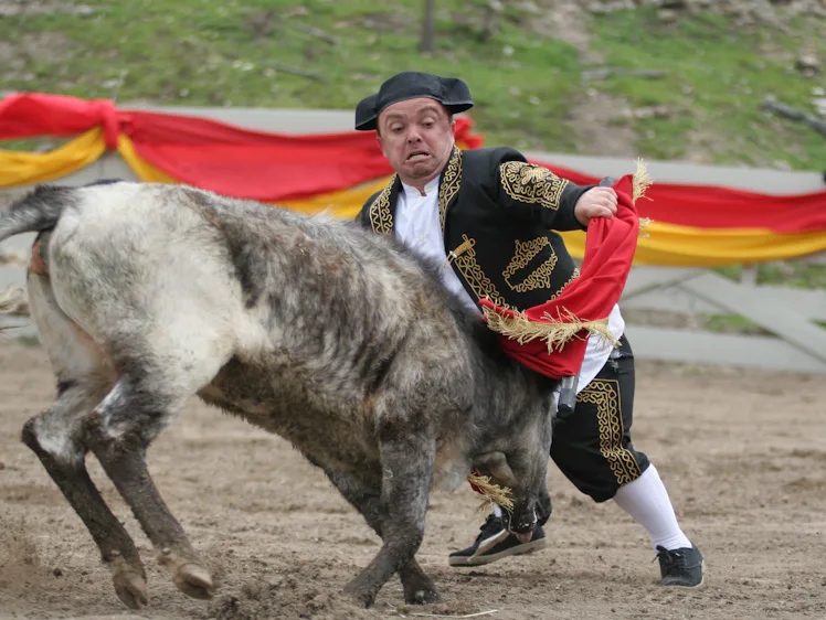 Jackass (2000-2002)