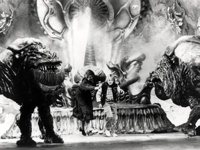 Invaders From Mars, Louise Fletcher, Hunter Carson