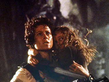 Sigourney Weaver, Carrie Henn