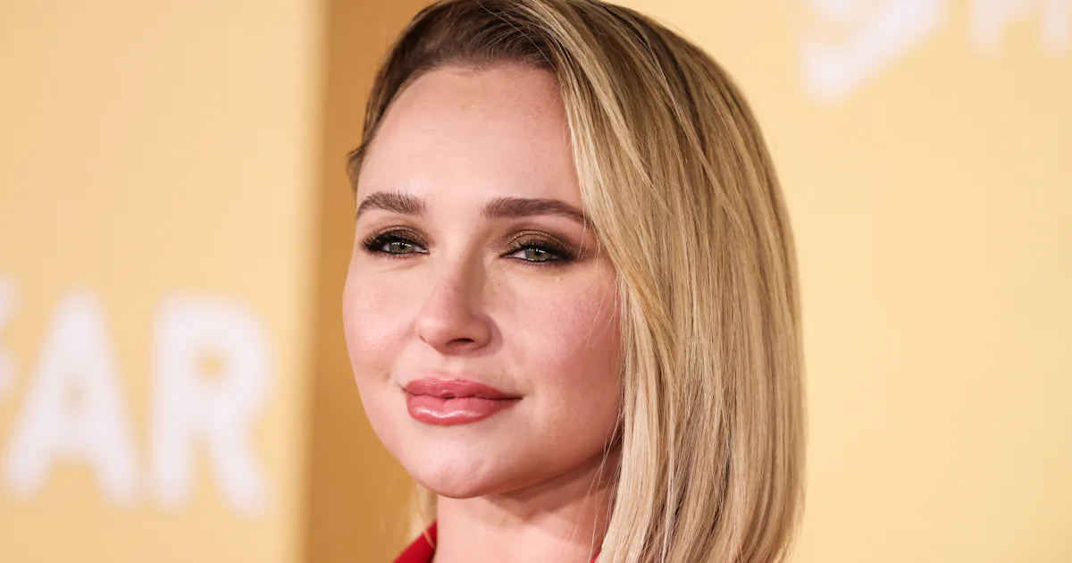 Celebrities React To Hayden Panettiere’s Death At 36