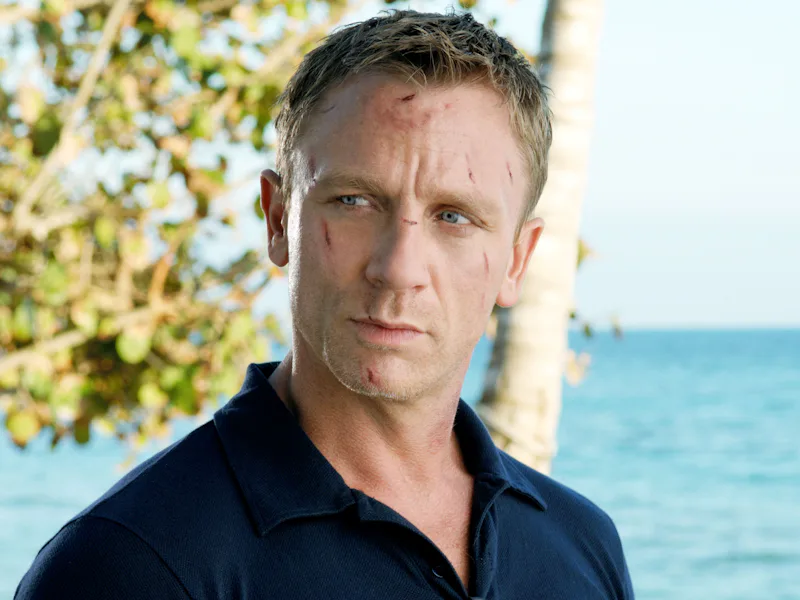 Daniel Craig