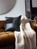 Veda x MZD Patchwork Leather Pillow Textura Nero: additional image