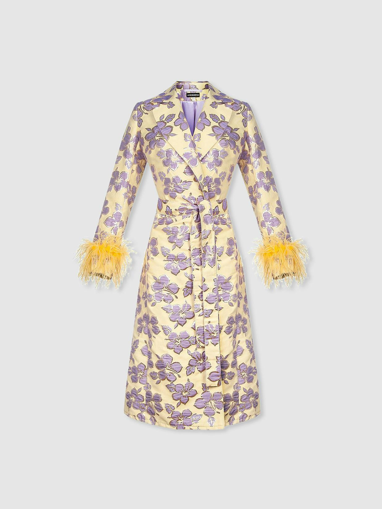 Vanilla Jacquard Coat №19 With Detachable Feather Cuffs: image 1