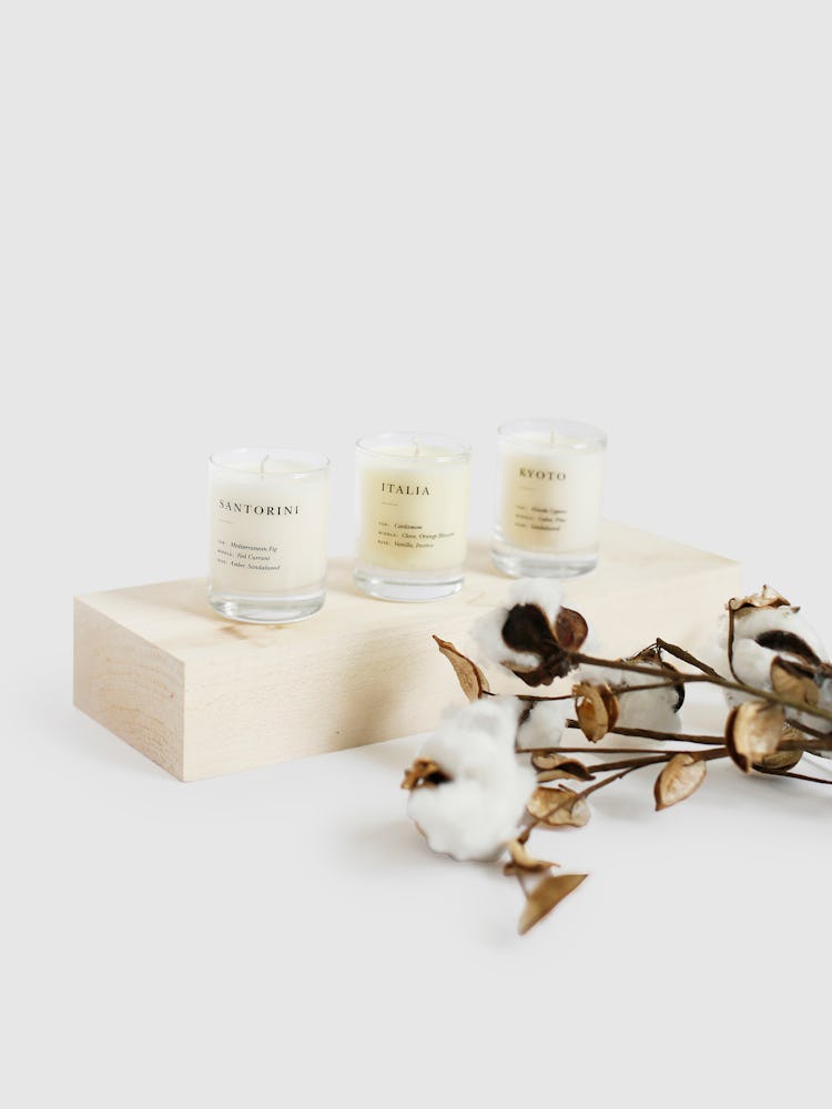 Escapist Smoke and Woods Candle Set: additional image