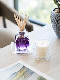 Lavender & Rosemary Perfume Candle: additional image