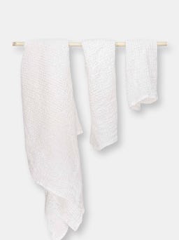 Linen waffle towel set in White: additional image