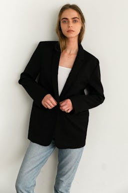 Oversized Wool Blazer: additional image