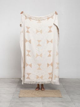 Earth Triangle Throw Blanket, Rust & Rose - 50x60 Inch: additional image