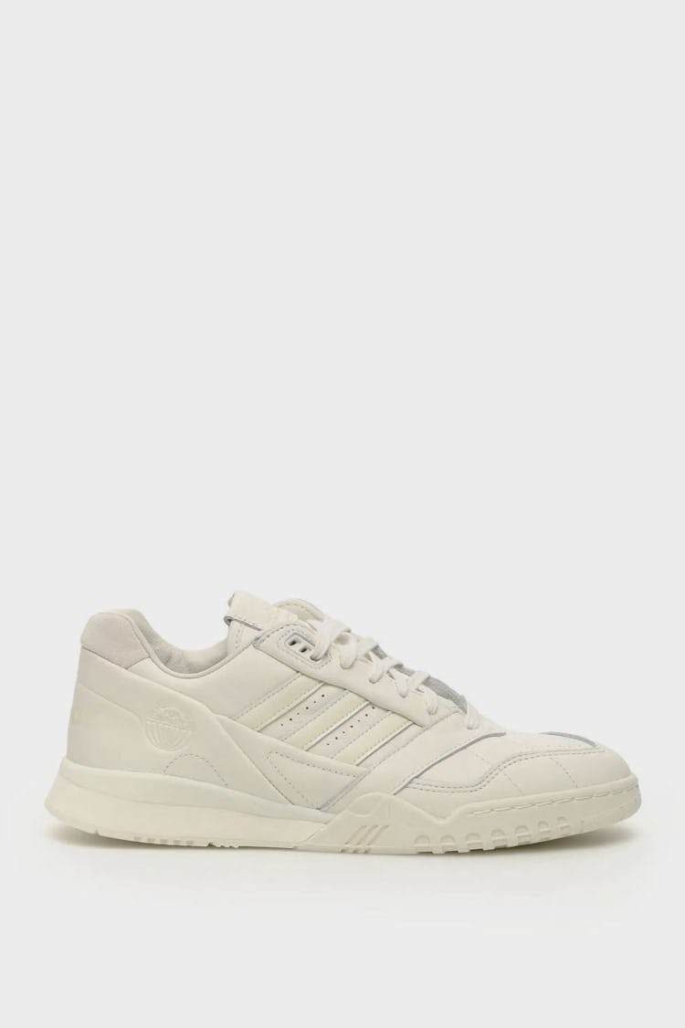 Adidas A.r.trainer Sneakers: image 1