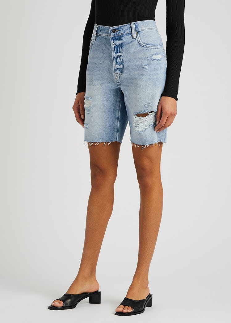 Le Slouch Bermuda distressed denim shorts: image 1