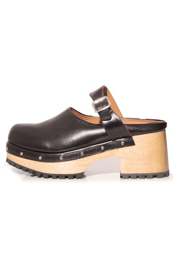 Grader Clog in Black: image 1