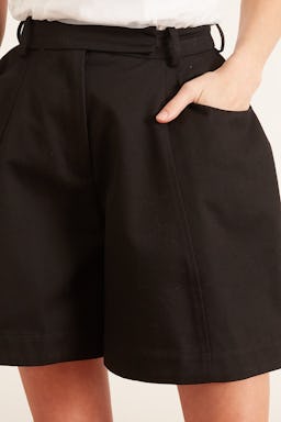 Sculpted Shorts in Black: additional image