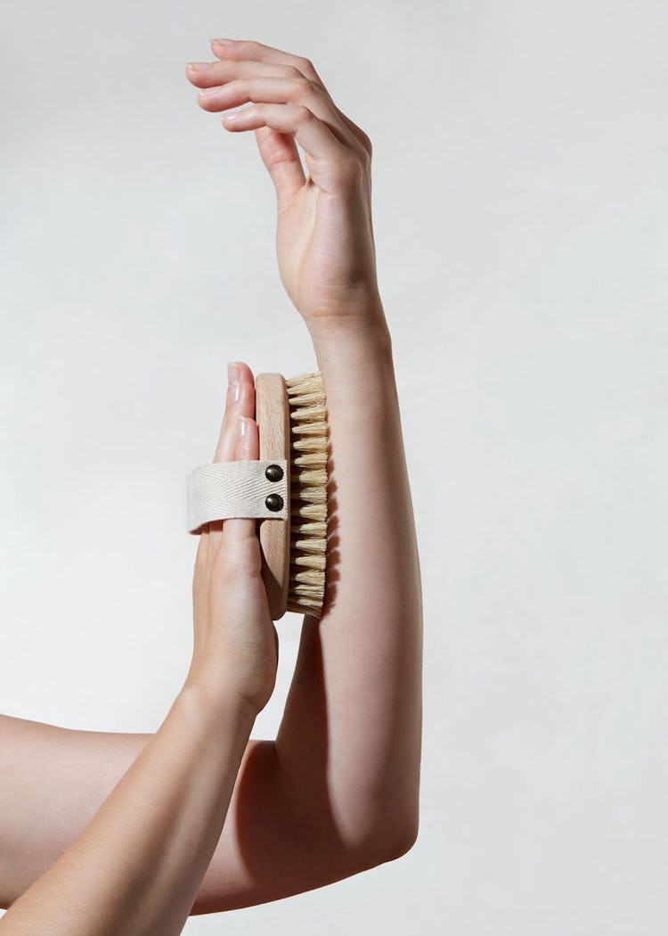 Body Brush- Medium: additional image