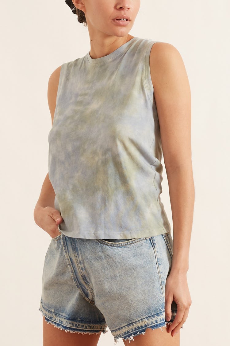 Fitted Muscle Tee in Sky Camo: additional image