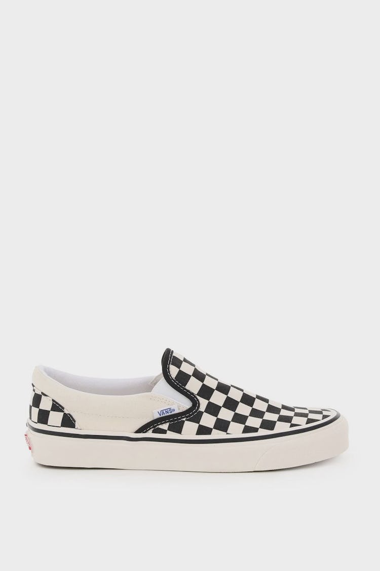 Vans Classic Slip-on Checkerboard Sneakers: additional image