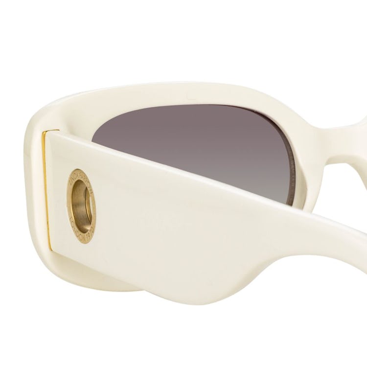 Lola Rectangular Sunglasses in White: additional image