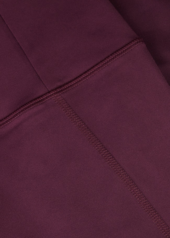 Compressive purple high-rise leggings: additional image