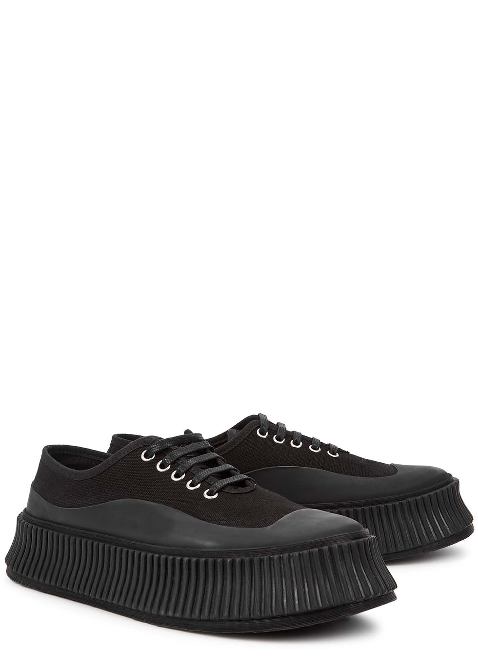 black canvas flatforms