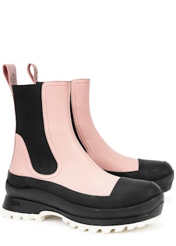 Trace light pink faux leather Chelsea boots: additional image