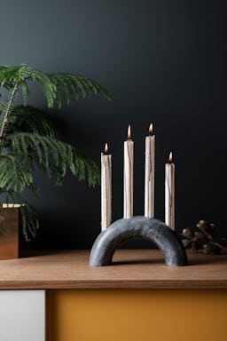 Bow Marble Candle Holder: additional image