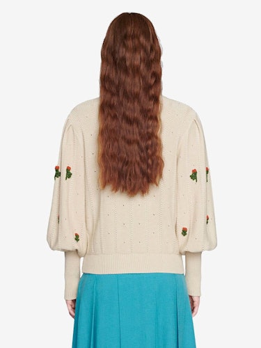 Round Neck Floral Sweater: additional image