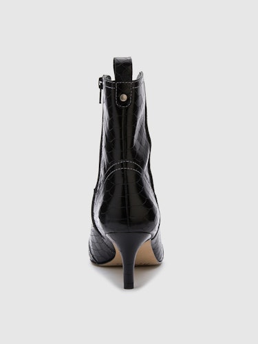 Aubrey Black Leather Boot: additional image
