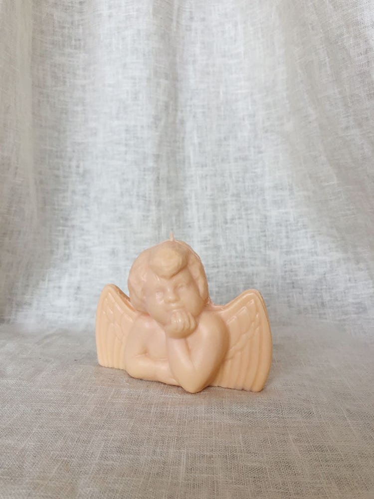 Cherub Candle - Peach: image 1