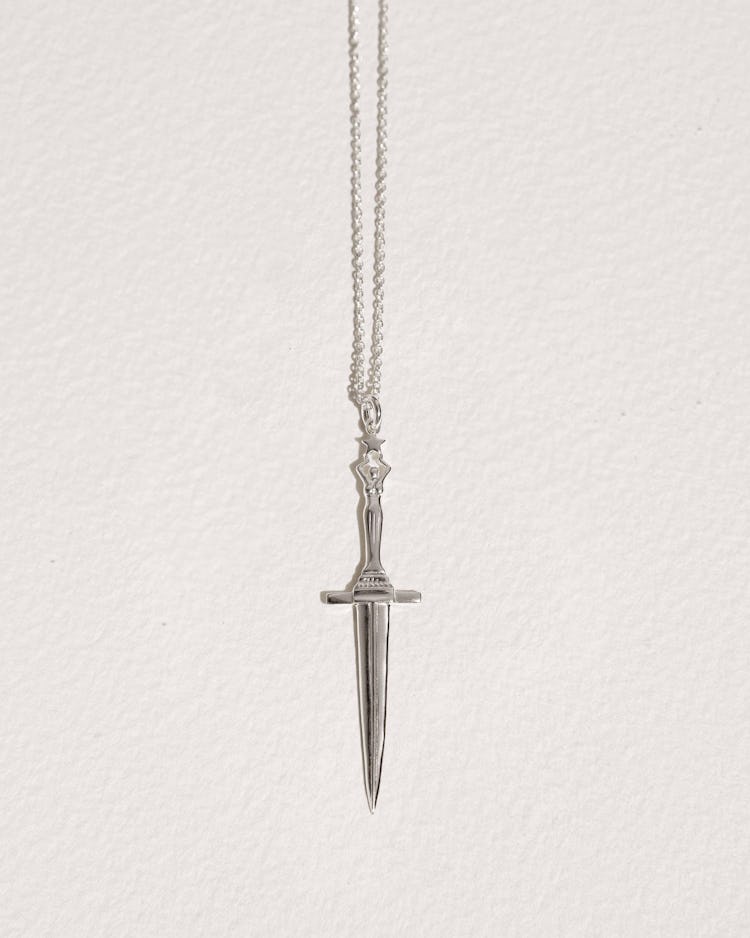 Dagger Pendant: image 1
